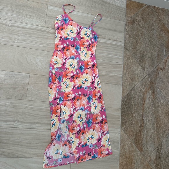 Hello Molly Pink Floral Midi Dress - Picture 8 of 12